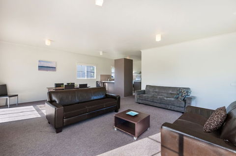 Julieanne - Yamba Accommodation 6