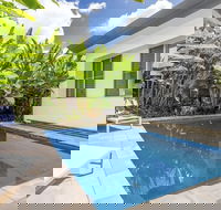 Your Luxury Escape  Maison De Belongil - Yamba Accommodation
