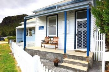 At The Beach Stanley - Yamba Accommodation 0