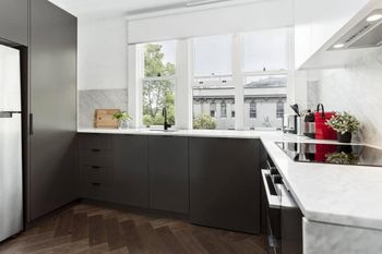 Stunning City Apartment H350 - Yamba Accommodation 1
