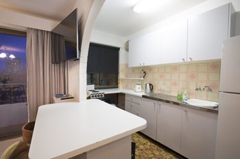 1 BR Park Breathtaking Sydney Skyline - Yamba Accommodation 2