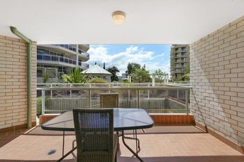 Mariners Apartment 18 - Yamba Accommodation 2