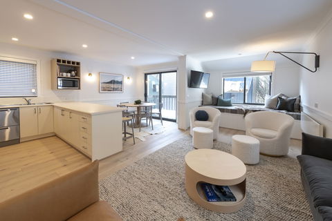 Discobulous 7 - Yamba Accommodation 4