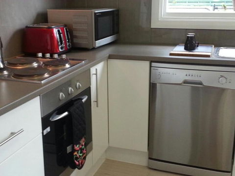 Chenery Retreat - Yamba Accommodation 3
