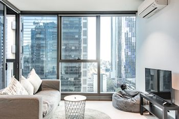Zenith Melbourne Central - Yamba Accommodation 1