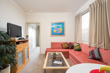 The Executive B & B - Yamba Accommodation 0