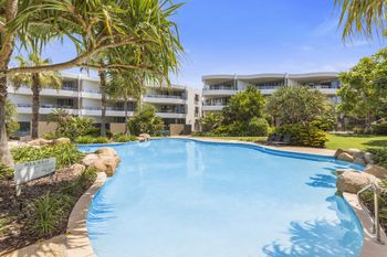 Cotton Beach Forty Four Roof Top - Yamba Accommodation 4