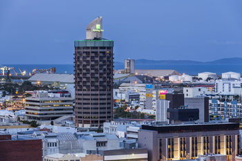 Holiday Inn Townsville - Yamba Accommodation 4