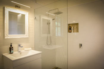 Arcadia Bed & Breakfast & Cottages - Yamba Accommodation 3