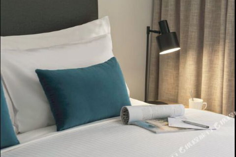 Qinnat Victoria One On Elizabeth Melbourne - Yamba Accommodation 6