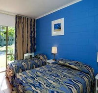 Kondari Lakeside Villas - Yamba Accommodation