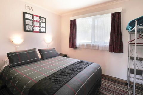 Georges Bay Apartments - Yamba Accommodation 3