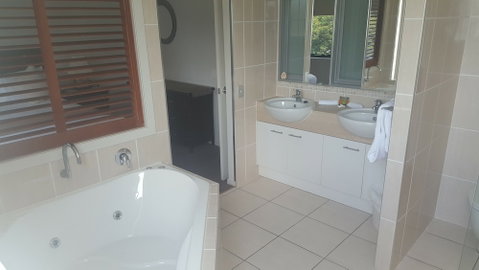 Pier One - Yamba Accommodation 4