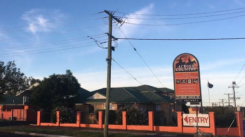 Across Country Motor Inn - Yamba Accommodation 5