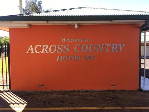 Across Country Motor Inn - Yamba Accommodation 3