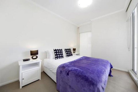 Astra Apartments Sydney Kent Street - Yamba Accommodation 5