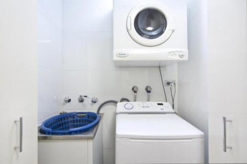 Astra Apartments Sydney Kent Street - Yamba Accommodation 2