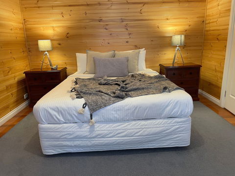 Dunes - Elegant Beach Villa With Huge Swim Spa - Yamba Accommodation 3