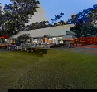 Vineyard Hill - Yamba Accommodation