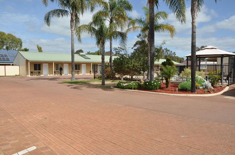 Pinjarra Resort - Yamba Accommodation 0