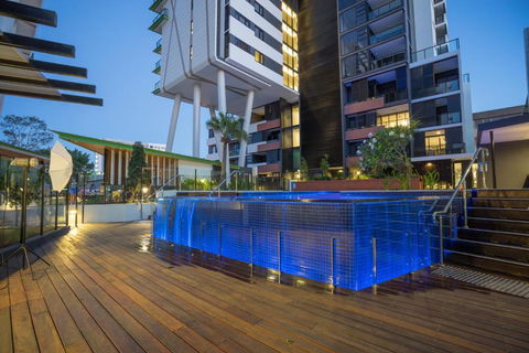 Arise Arena - Yamba Accommodation 5