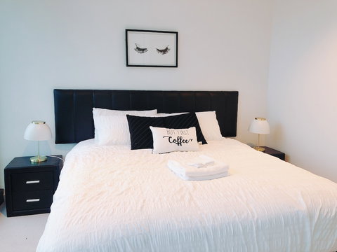 Skytower Apartment - Yamba Accommodation 4