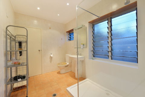 Lilybank Guest House - Yamba Accommodation 6