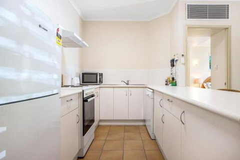 Taste Of The Tropics - Yamba Accommodation 1