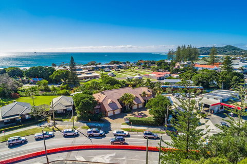 Bayside Court Apartments - Yamba Accommodation 5