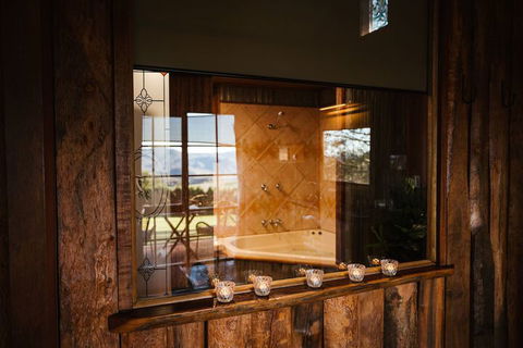 Seclusions Blue Mountains - Yamba Accommodation 7