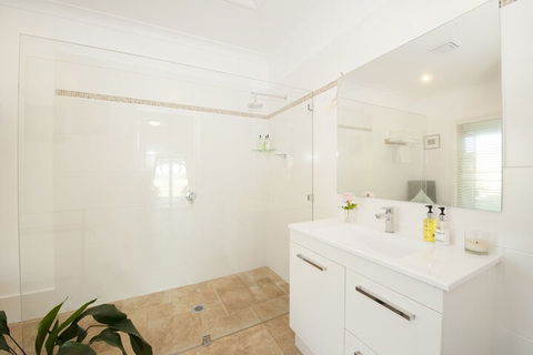 Rosby Guesthouse - Yamba Accommodation 6