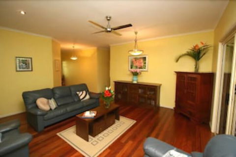 Noosa Country House - Yamba Accommodation 2