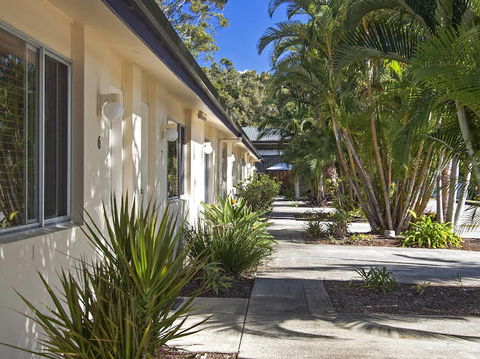 Dolphins Motor Inn - Yamba Accommodation 0