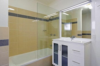 A PERFECT STAY - Clarkes Beach Villa - Yamba Accommodation 2