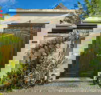 Your Luxury Escape - Amala Villa - Yamba Accommodation