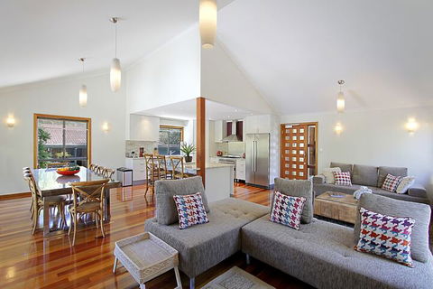 Blue Bliss - Yamba Accommodation 5
