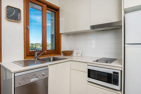 A PERFECT STAY - Quiksilver Apartments - The Wreck - Yamba Accommodation 1
