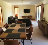 Annies Holiday Units - Yamba Accommodation