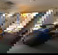 Lyreen's Apartment BB - Yamba Accommodation