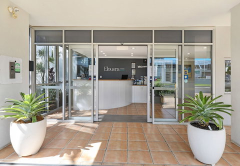 Elouera Tower Beachfront Apartments - Yamba Accommodation 2