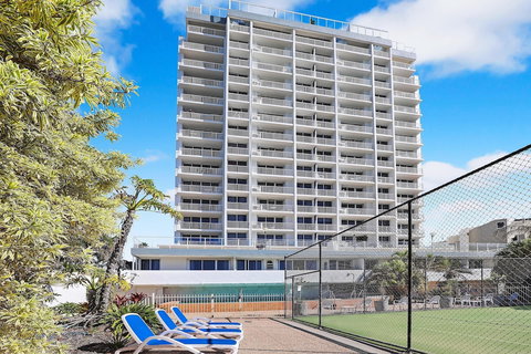 Elouera Tower Beachfront Apartments - Yamba Accommodation 0