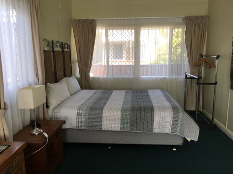 Coconut Palms On The Bay - Yamba Accommodation 4