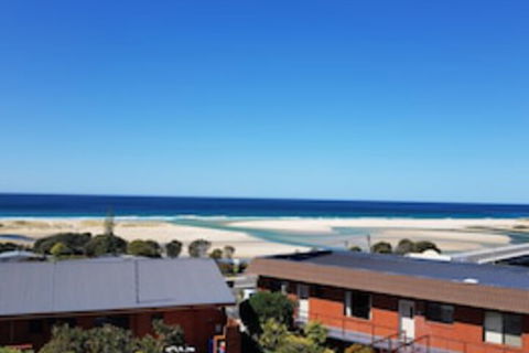 Blue Seas Holiday Villas - Yamba Accommodation 0
