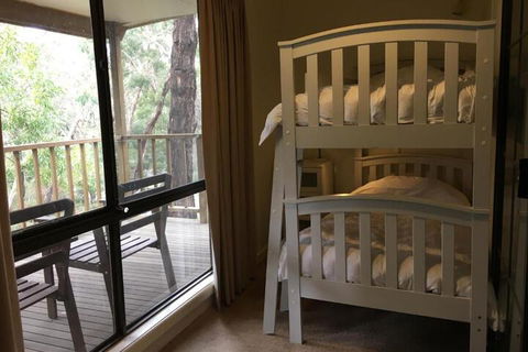 The Ledge Holiday House - Yamba Accommodation 2