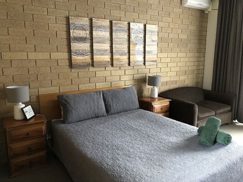 Moe Motor Inn - Yamba Accommodation 5