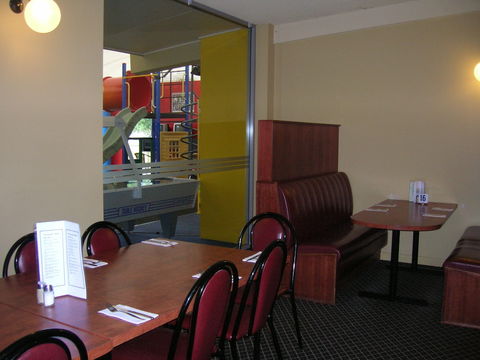 Overlander Hotel Shepparton - Yamba Accommodation 2