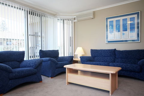 Sails Luxury Apartments, Forster - Yamba Accommodation 3
