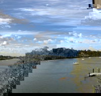 Burnett Riverside Hotel - Yamba Accommodation
