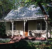 Elm Wood Cottages - Yamba Accommodation