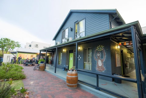 Dunsborough Beachouse YHA Hostel - Yamba Accommodation 3